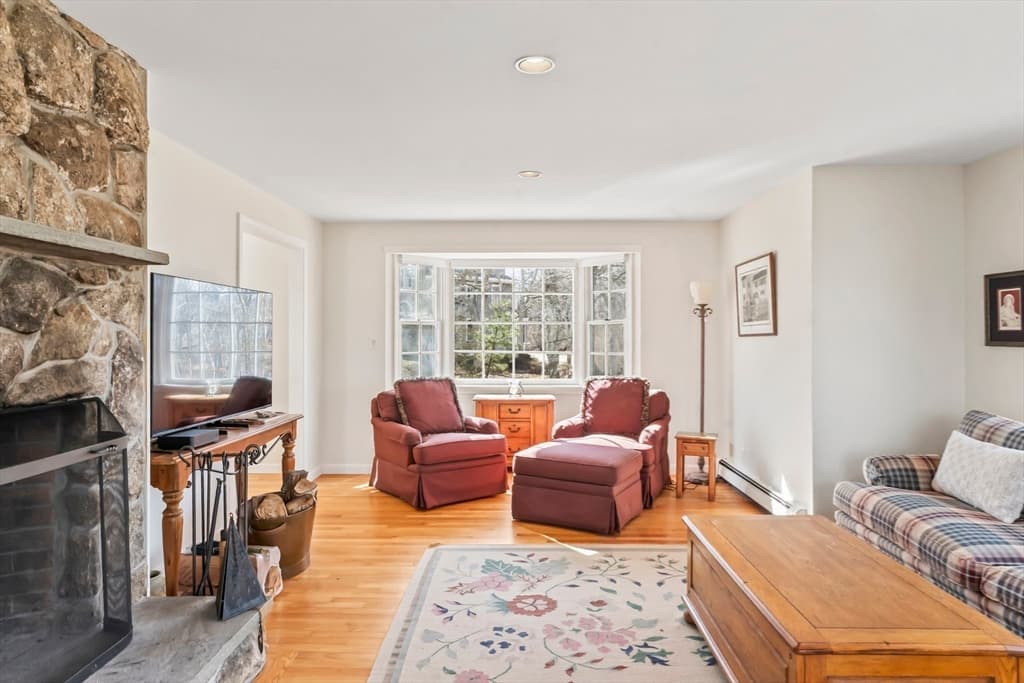 81 Whalers Walk, Edgartown MA 02539 photo 14