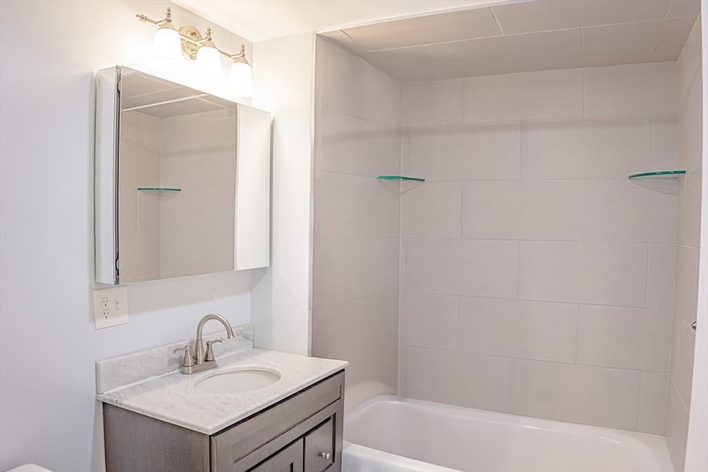 Condominium at 244 Central Ave # 5, Medford MA 02155, Medford, photo 7 of 18