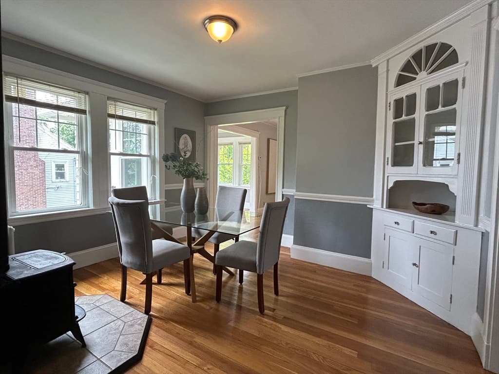 Condominium at 60-62 Cloverdale Rd # 62, Newton MA 02461, Newton, photo 2 of 15