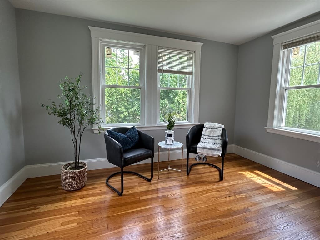 Condominium at 60-62 Cloverdale Rd # 62, Newton MA 02461, Newton, photo 7 of 15