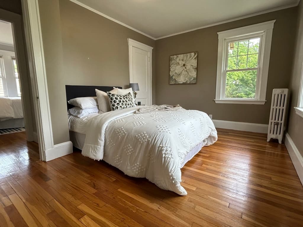 Condominium at 60-62 Cloverdale Rd # 62, Newton MA 02461, Newton, photo 8 of 15