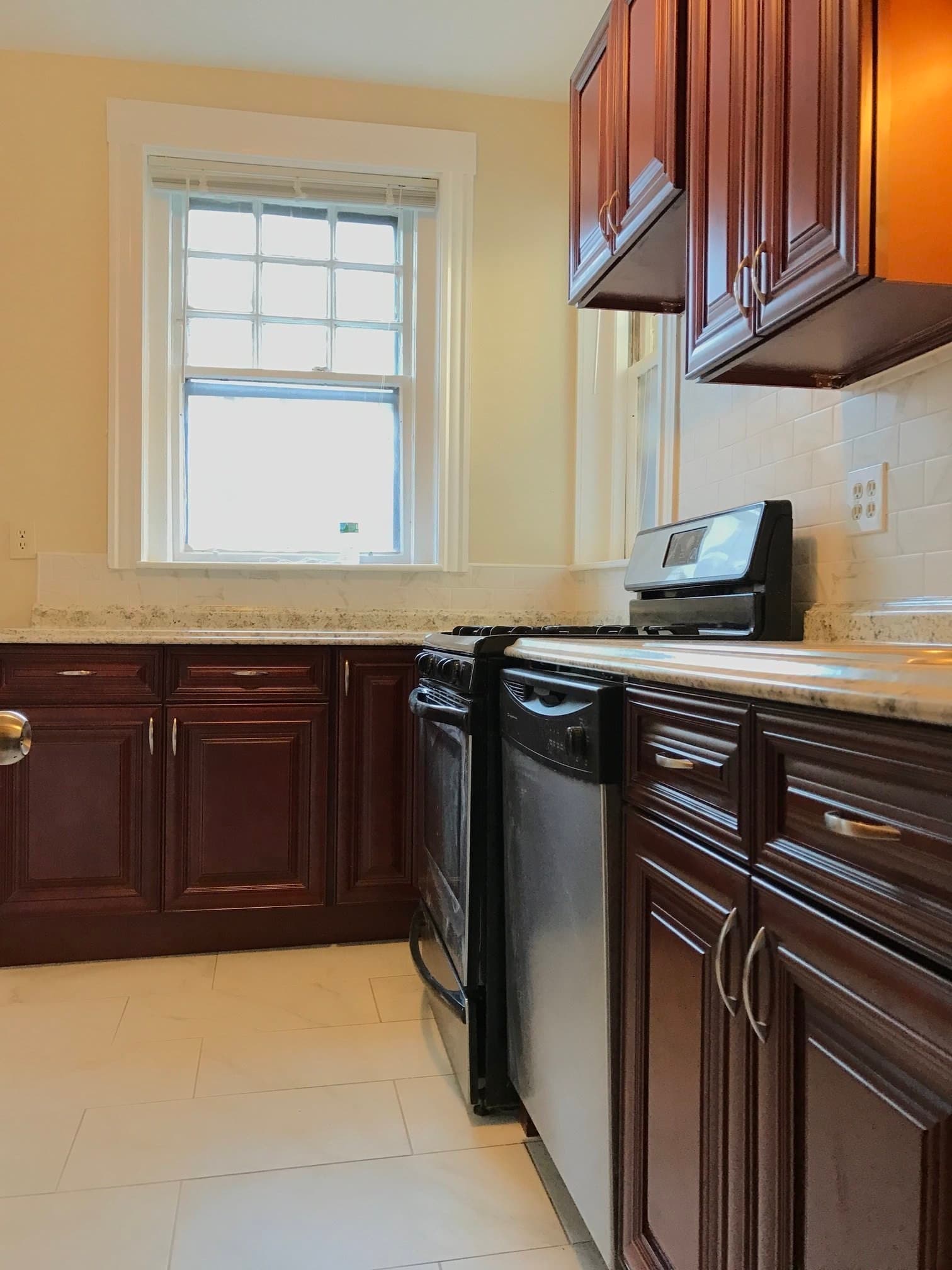 Condominium at 30 Glenville   Avenue # 1, Boston MA 02134, photo 9 of 11