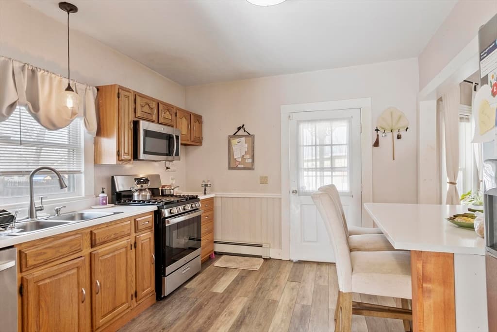 2 Family - 2 Units Up/Down at 11 Pine Street, Leominster MA 01453, Leominster, photo 9 of 42
