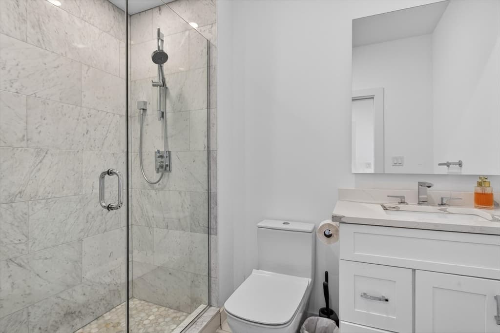Condominium at 946 Saratoga Street # 303, Boston MA 02128, Boston, photo 9 of 24