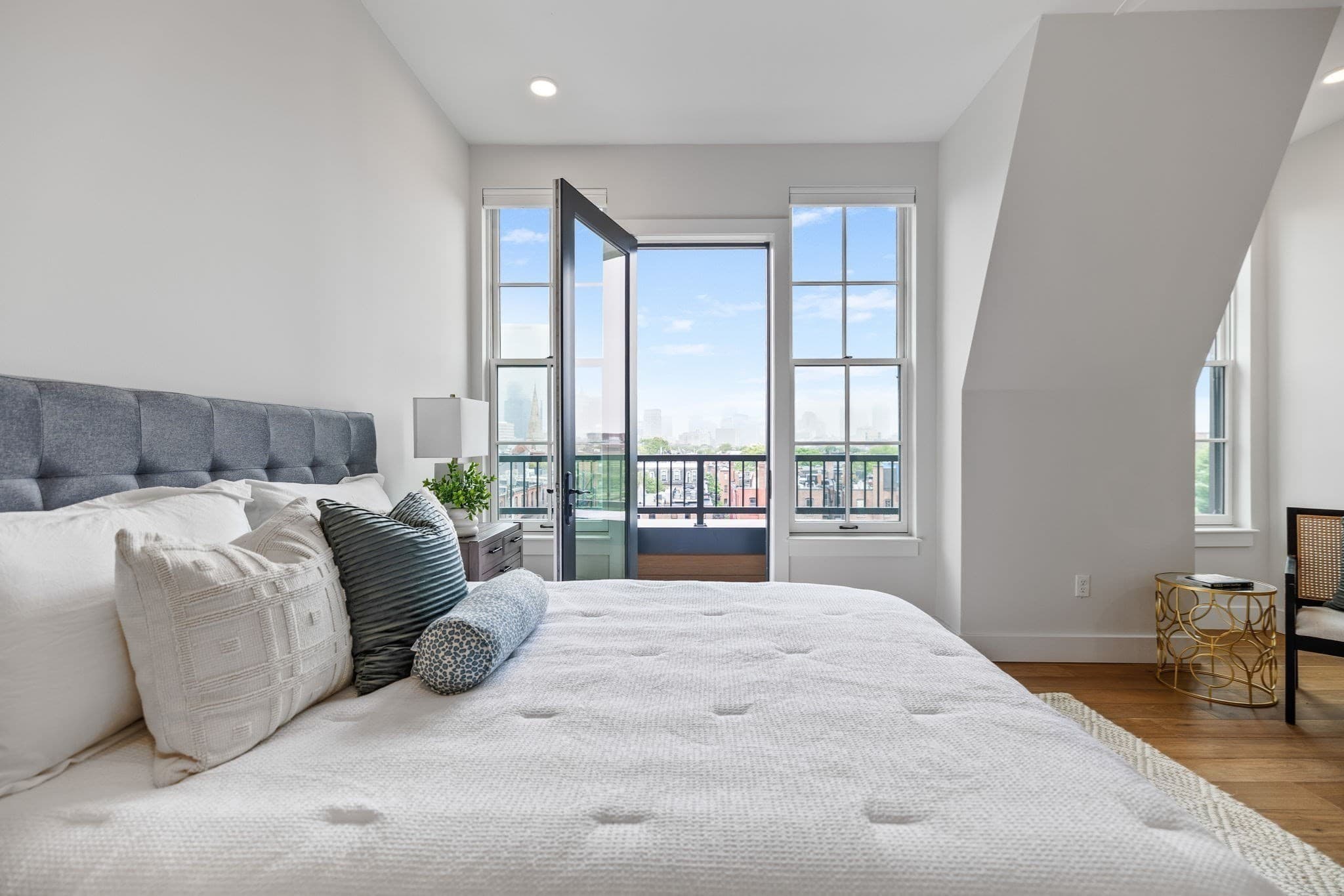 Condominium at 566 Columbus Ave # 614, Boston MA 02118, photo 6 of 23