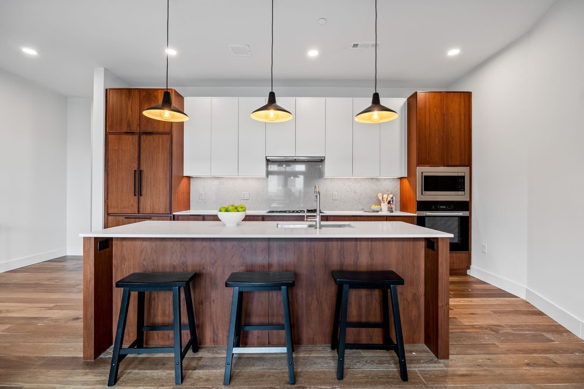 Condominium at 566 Columbus Ave # 614, Boston MA 02118, photo 7 of 23