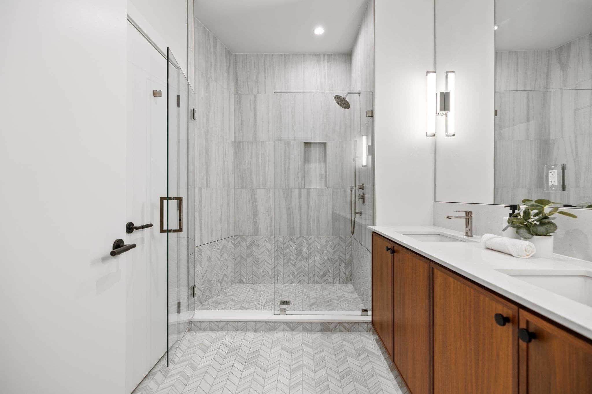 Condominium at 566 Columbus Ave # 614, Boston MA 02118, photo 10 of 23