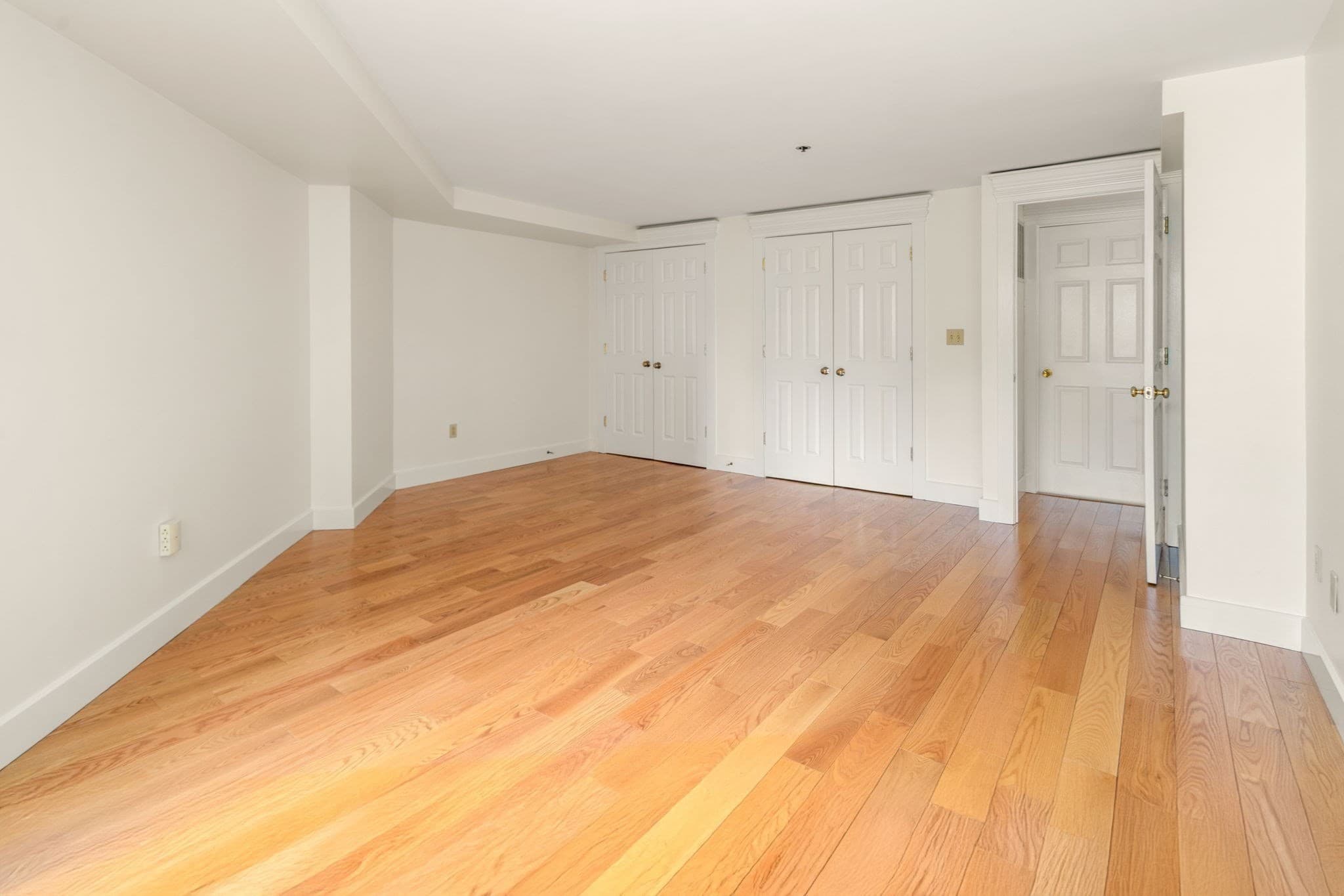 Condominium at 100 Fulton St # 3Q, Boston MA 02109, photo 20 of 25