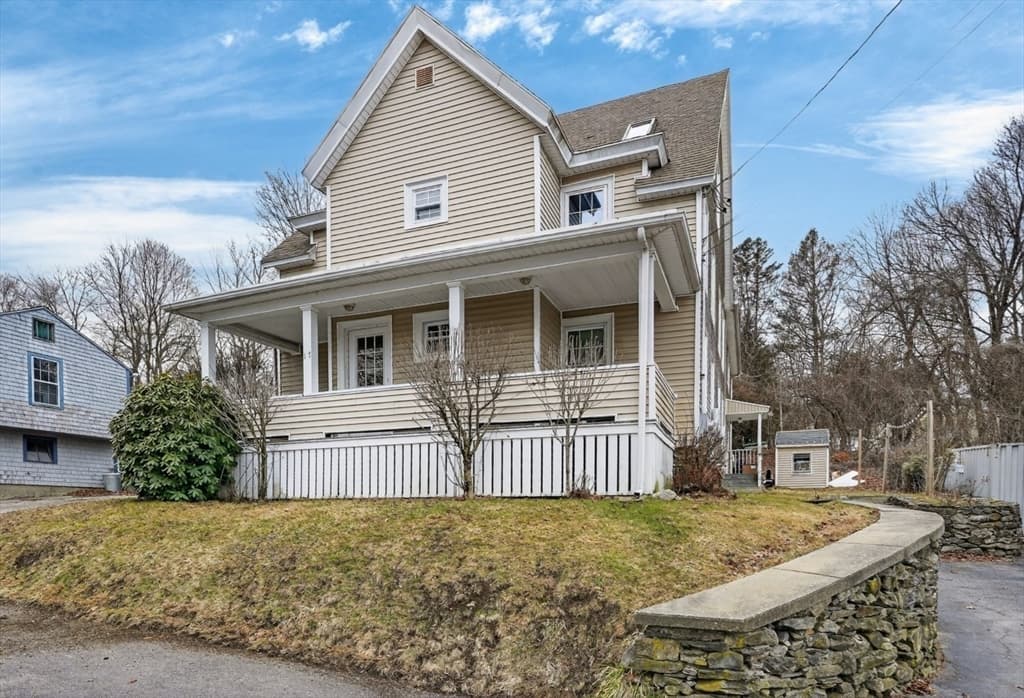 17 Mason St, Hudson MA 01749 photo 3