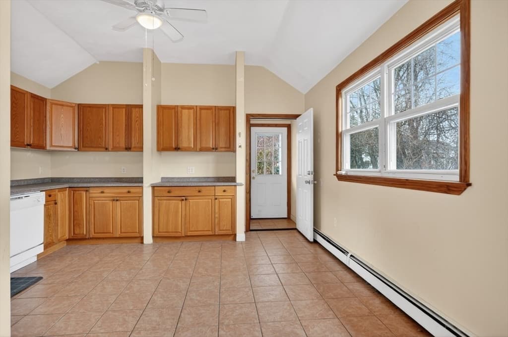 17 Mason St, Hudson MA 01749 photo 14