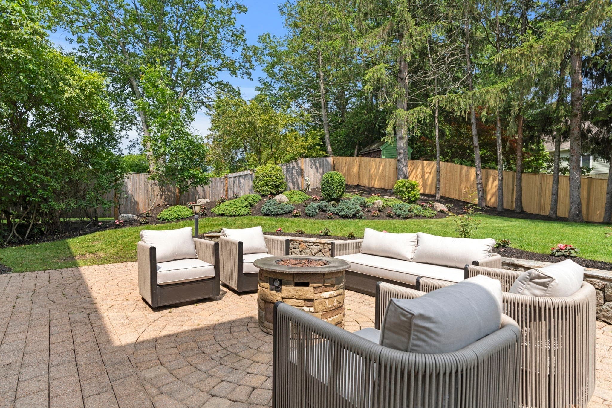Single Family Residence at 22 Scotney Road, Newton MA 02467, photo 5 of 42
