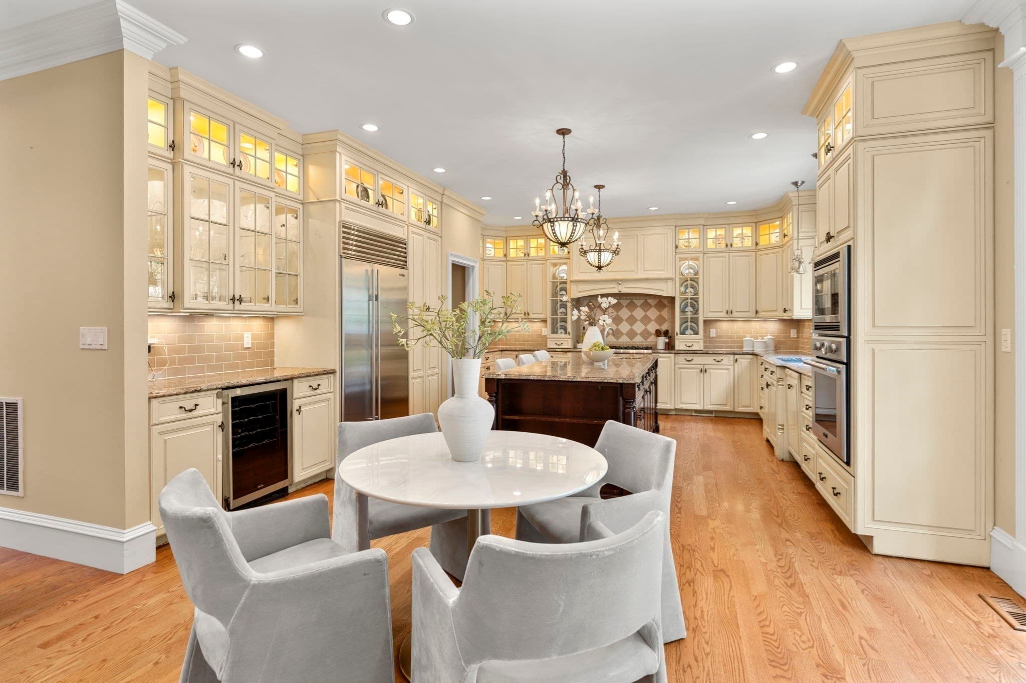 Single Family Residence at 22 Scotney Road, Newton MA 02467, photo 19 of 42