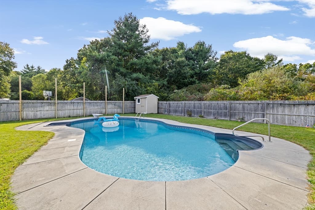 Single Family Residence at 2783 Cranberry Hwy, Wareham MA 02571, photo 23 of 42