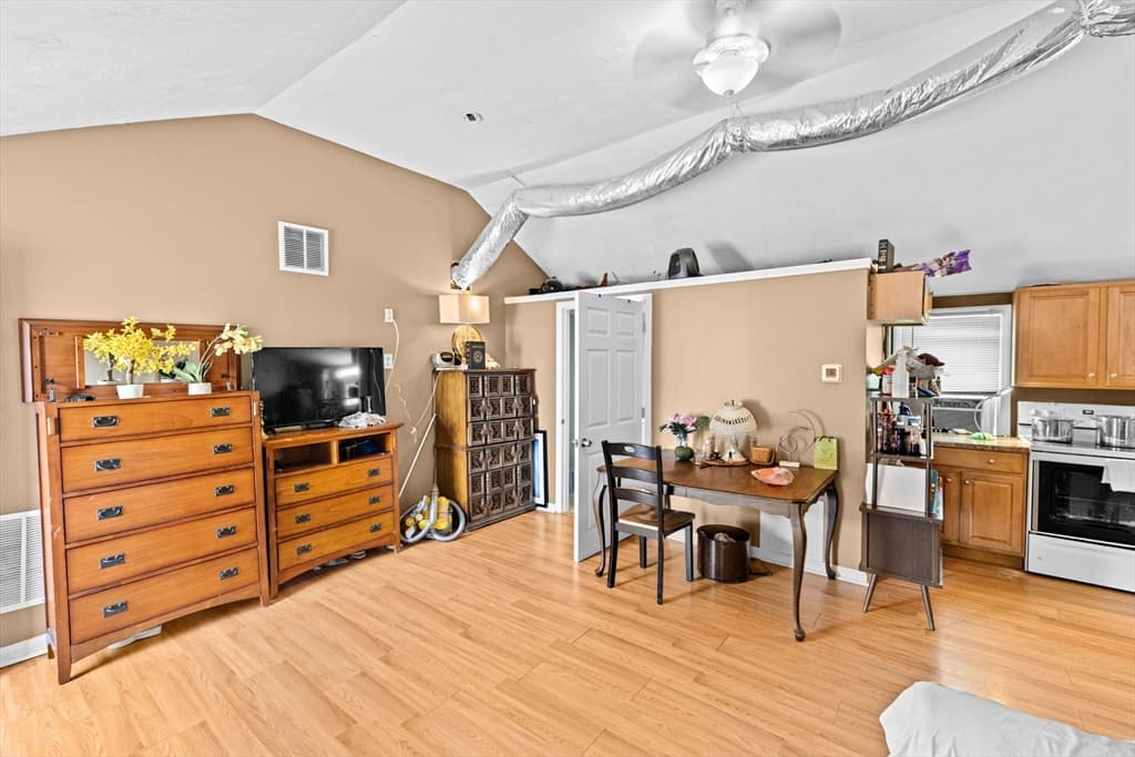 Single Family Residence at 2783 Cranberry Hwy, Wareham MA 02571, photo 31 of 42