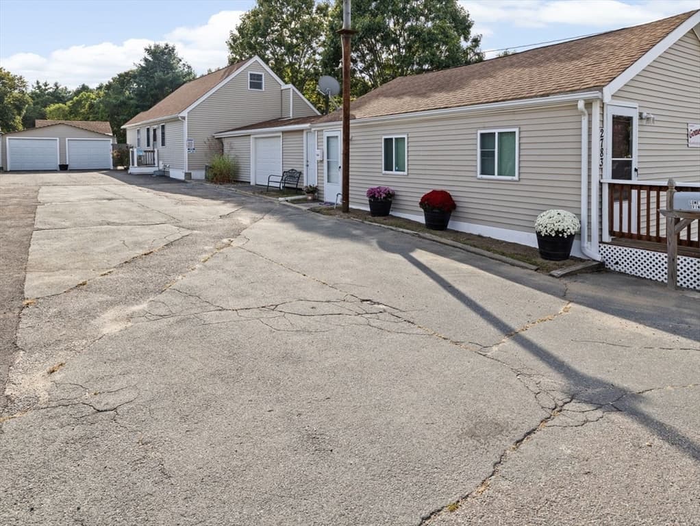Multi Family at 2783 Cranberry Hwy, Wareham MA 02571, Wareham, photo 39 of 42