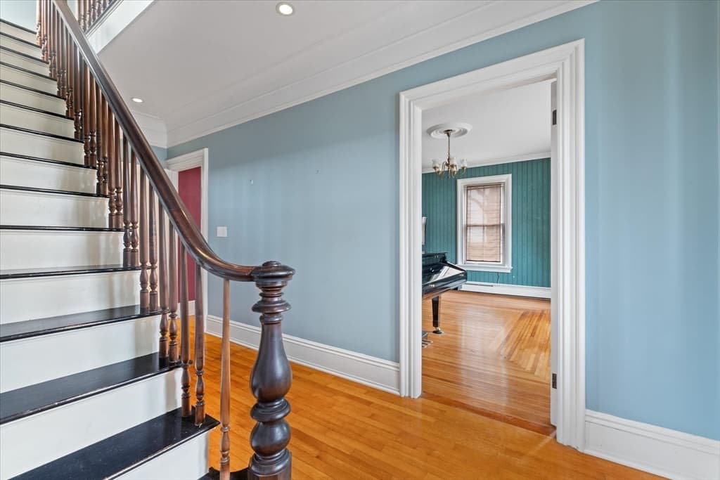 Single Family Residence at 14 Maple Street, Sturbridge MA 01566, Sturbridge, photo 9 of 37