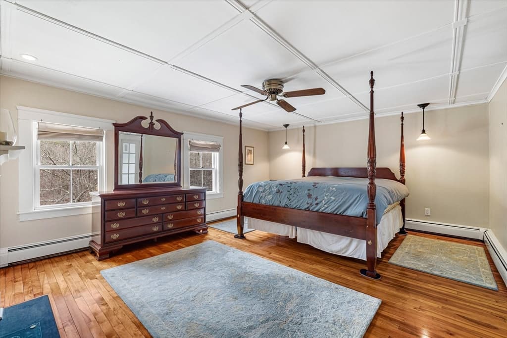 Single Family Residence at 14 Maple Street, Sturbridge MA 01566, Sturbridge, photo 33 of 37