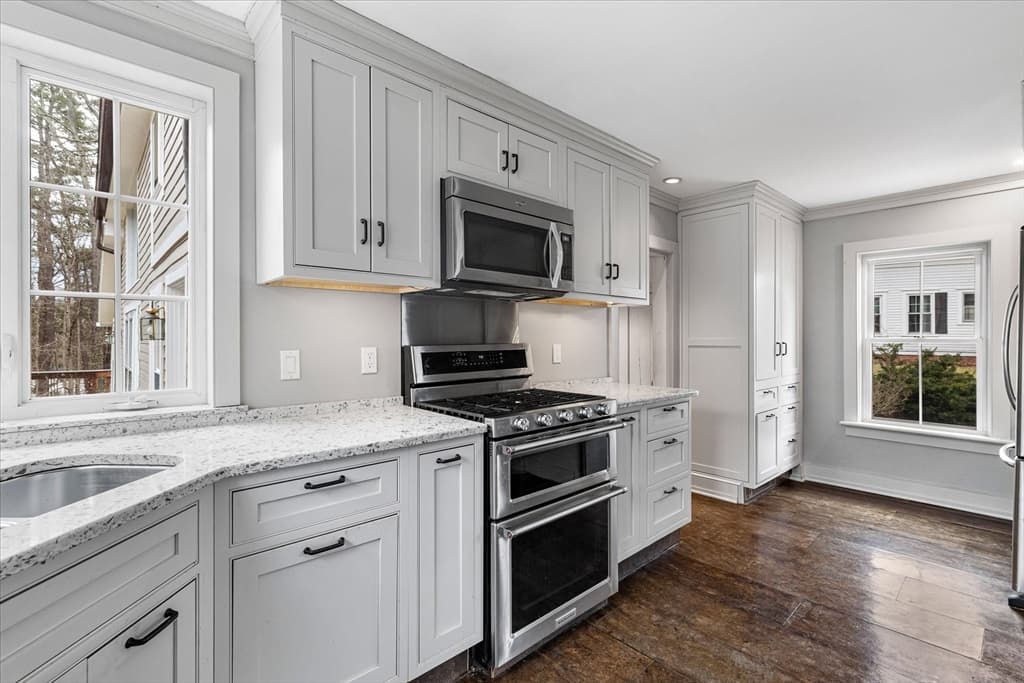 Single Family Residence at 14 Maple Street, Sturbridge MA 01566, Sturbridge, photo 14 of 37