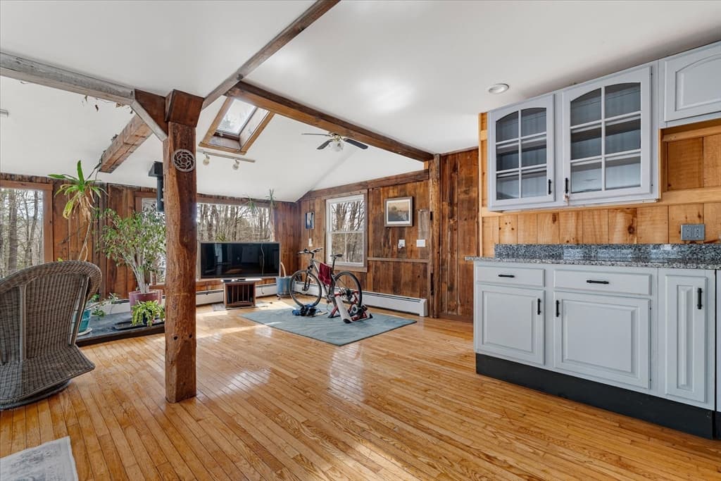 Single Family Residence at 14 Maple Street, Sturbridge MA 01566, Sturbridge, photo 25 of 37