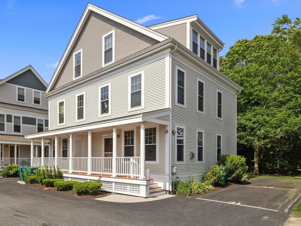 5 Honora Ln # 5, Bourne MA 02532 photo 3