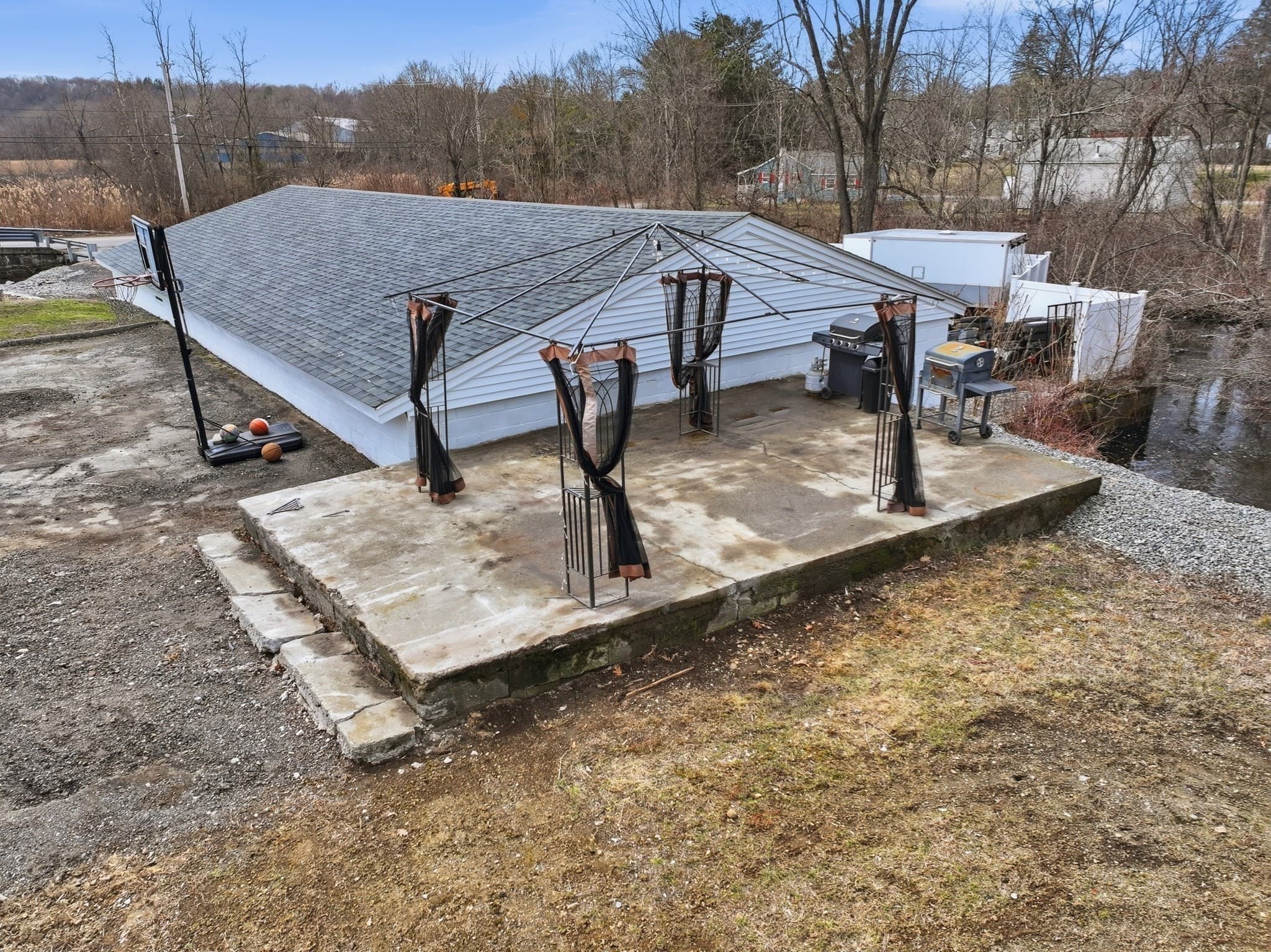Residential at 25-A East St, Grafton MA 01536, photo 11 of 13