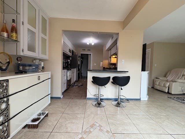 Condominium at 64 Laurelwood Dr # 64, Stoughton MA 02072, photo 6 of 17
