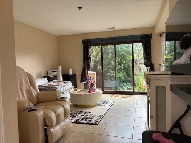 Condominium at 64 Laurelwood Dr # 64, Stoughton MA 02072, photo 3 of 17