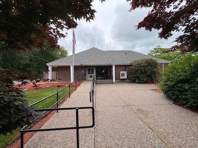 Condominium at 64 Laurelwood Dr # 64, Stoughton MA 02072, photo 15 of 17