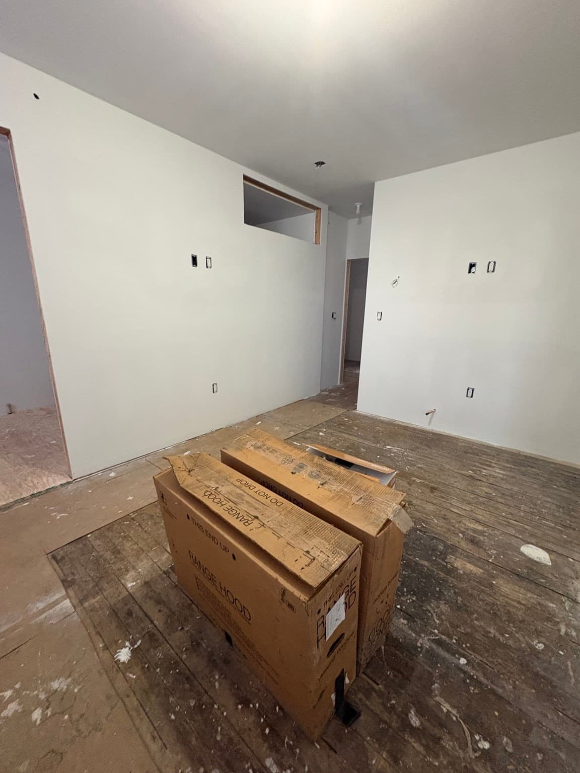 5-9 Family at 632 S East, Holyoke MA 01040, Holyoke, photo 13 of 22