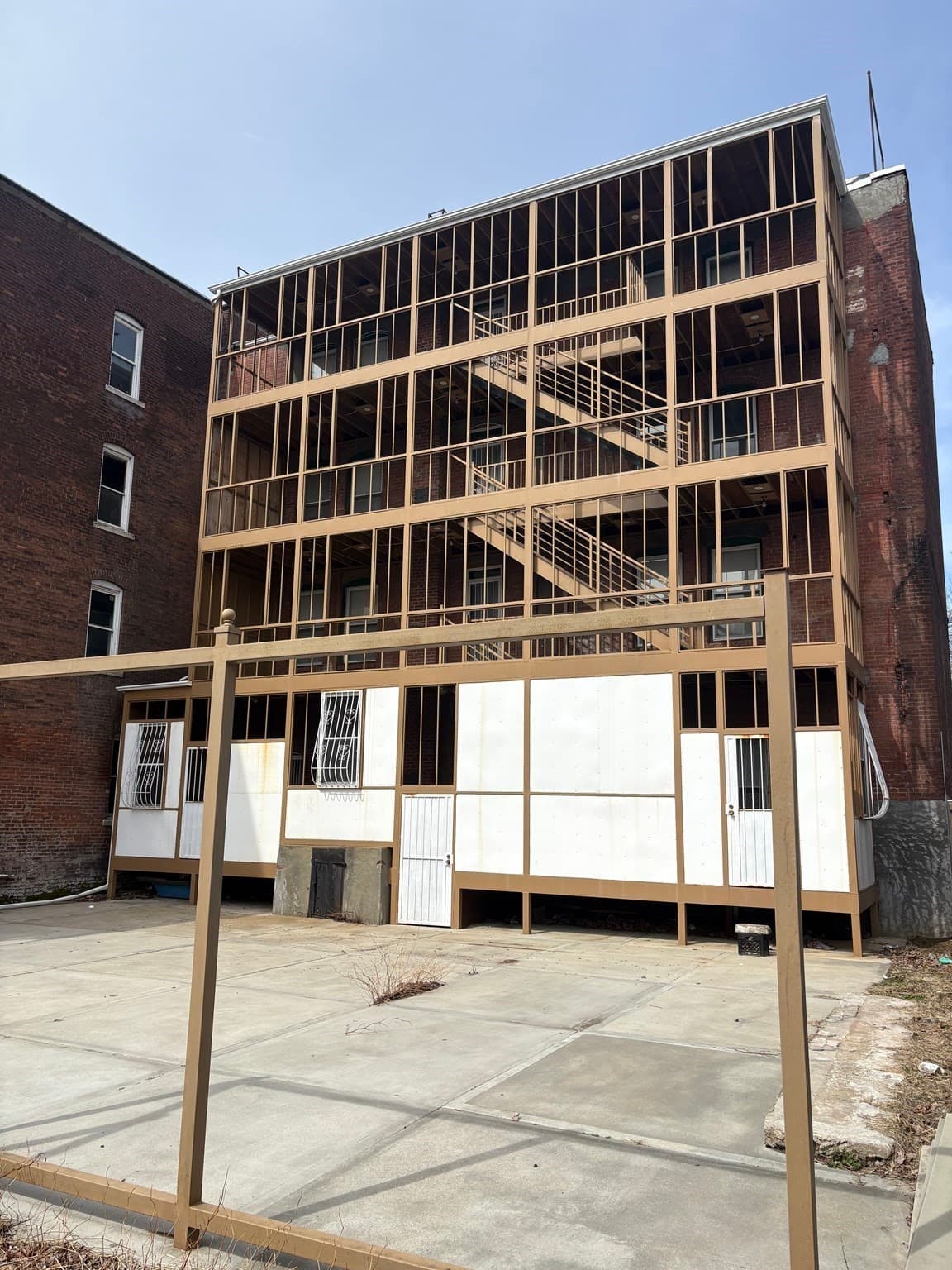 5-9 Family at 632 S East, Holyoke MA 01040, Holyoke, photo 20 of 22