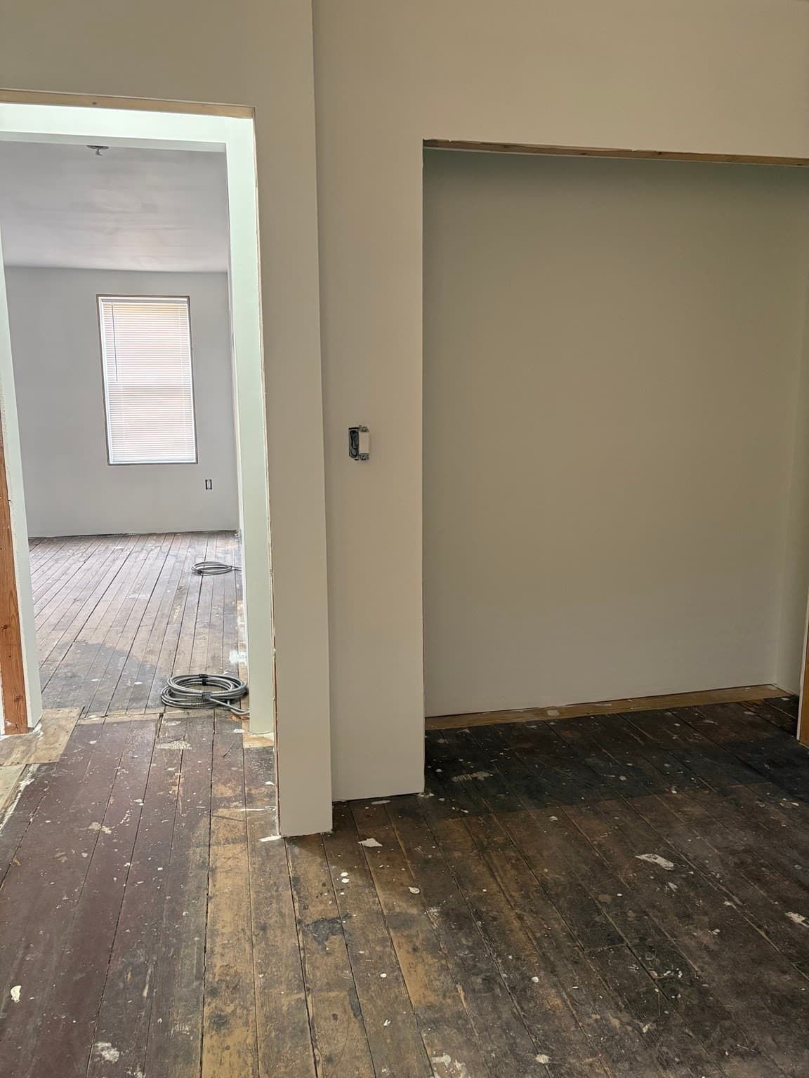 5-9 Family at 632 S East, Holyoke MA 01040, Holyoke, photo 9 of 22