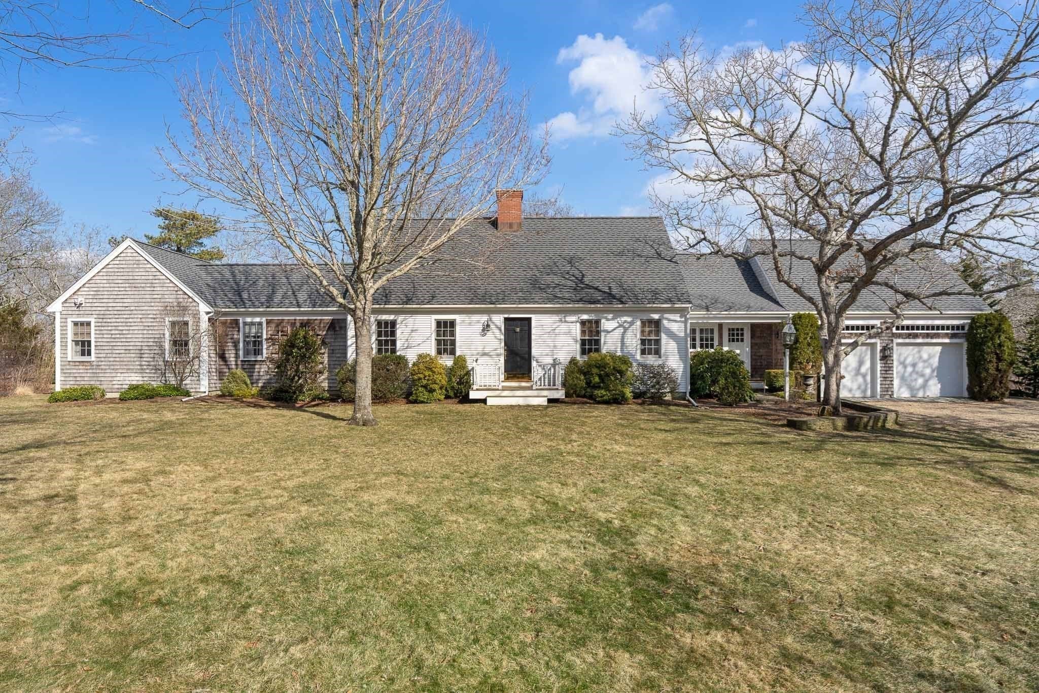 Single Family Residence at 2 Bold Meadow Road, Edgartown MA 02539, photo 23 of 28