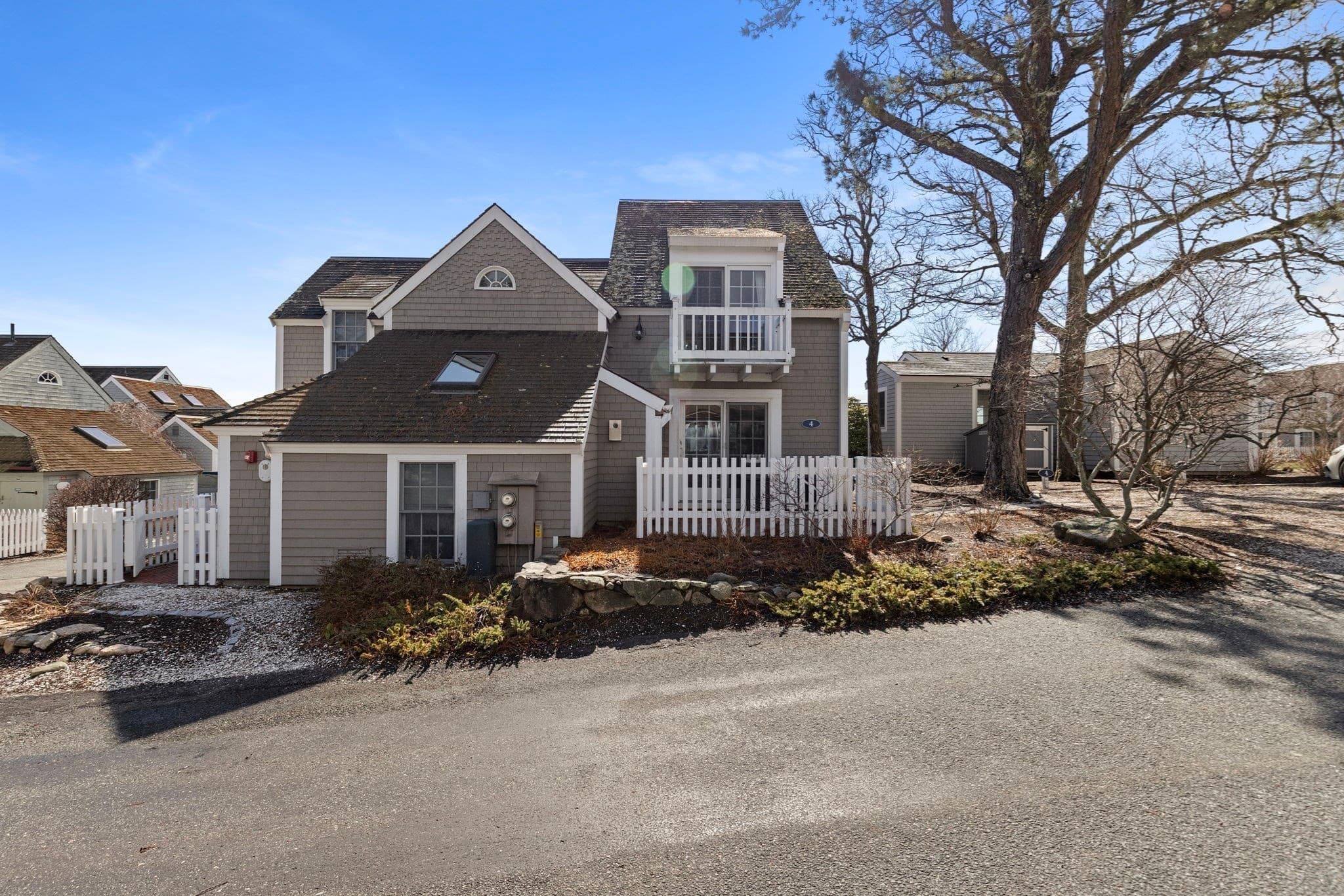 4 Hyannis Point Rd # 4, Mashpee MA 02649