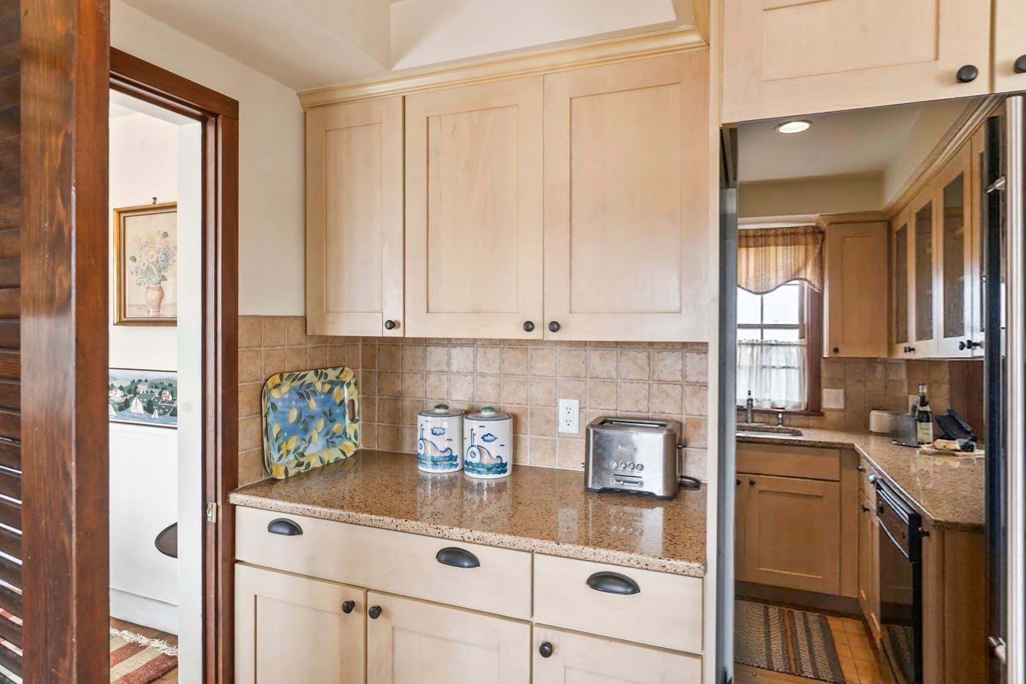 Single Family Residence at 94 Weaver Lane, Tisbury MA 02568, photo 13 of 37