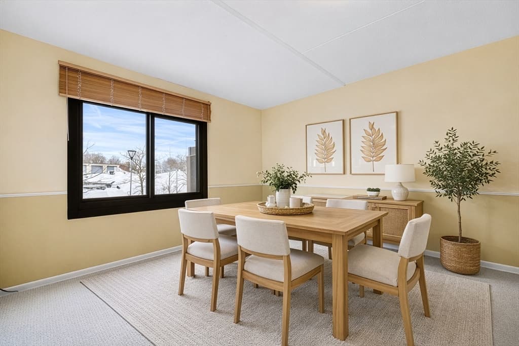Condominium at 51 Broad Reach, Weymouth MA 02191, photo 7 of 32