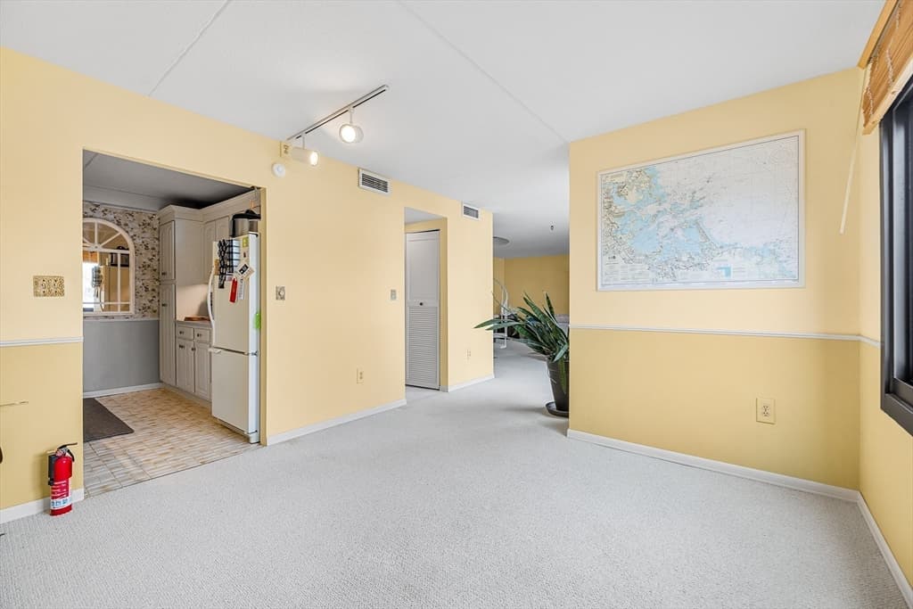 Condominium at 51 Broad Reach, Weymouth MA 02191, photo 9 of 32
