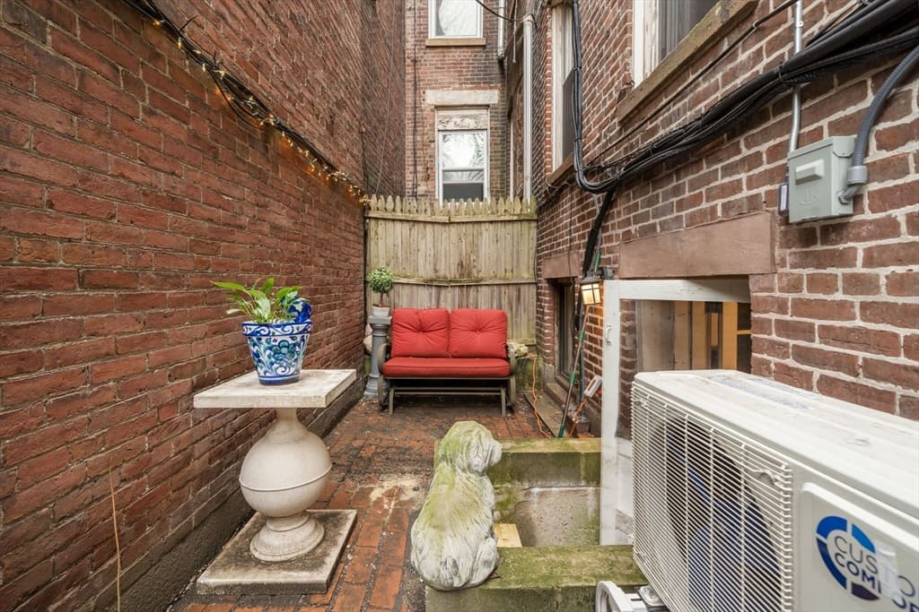 Condominium at 26 Unity St # 1, Boston MA 02113, photo 23 of 27