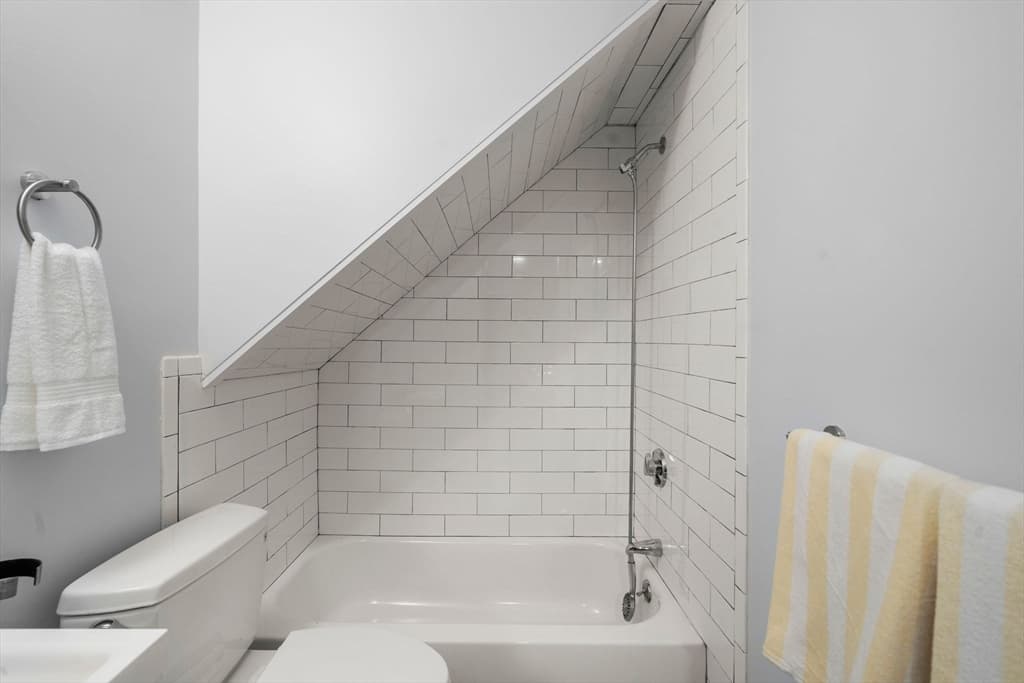 Condominium at 26 Unity St # 1, Boston MA 02113, photo 21 of 27
