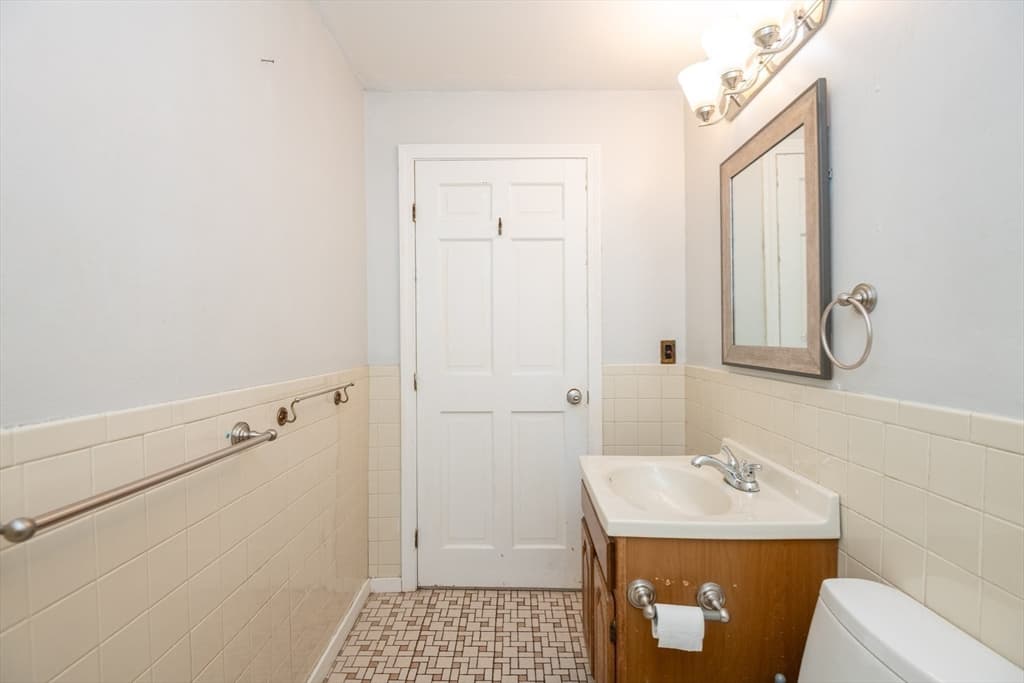 96 Derby Street # 1, Salem MA 01970 photo 18