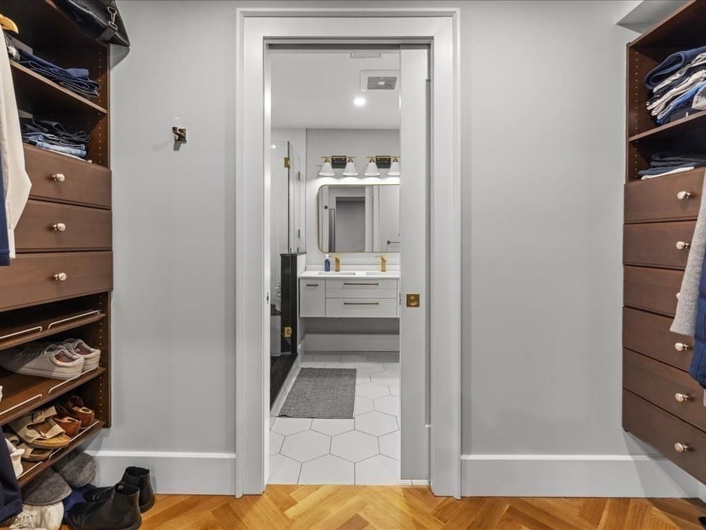 Condominium at 760 E Broadway, Boston MA 02127, photo 21 of 39