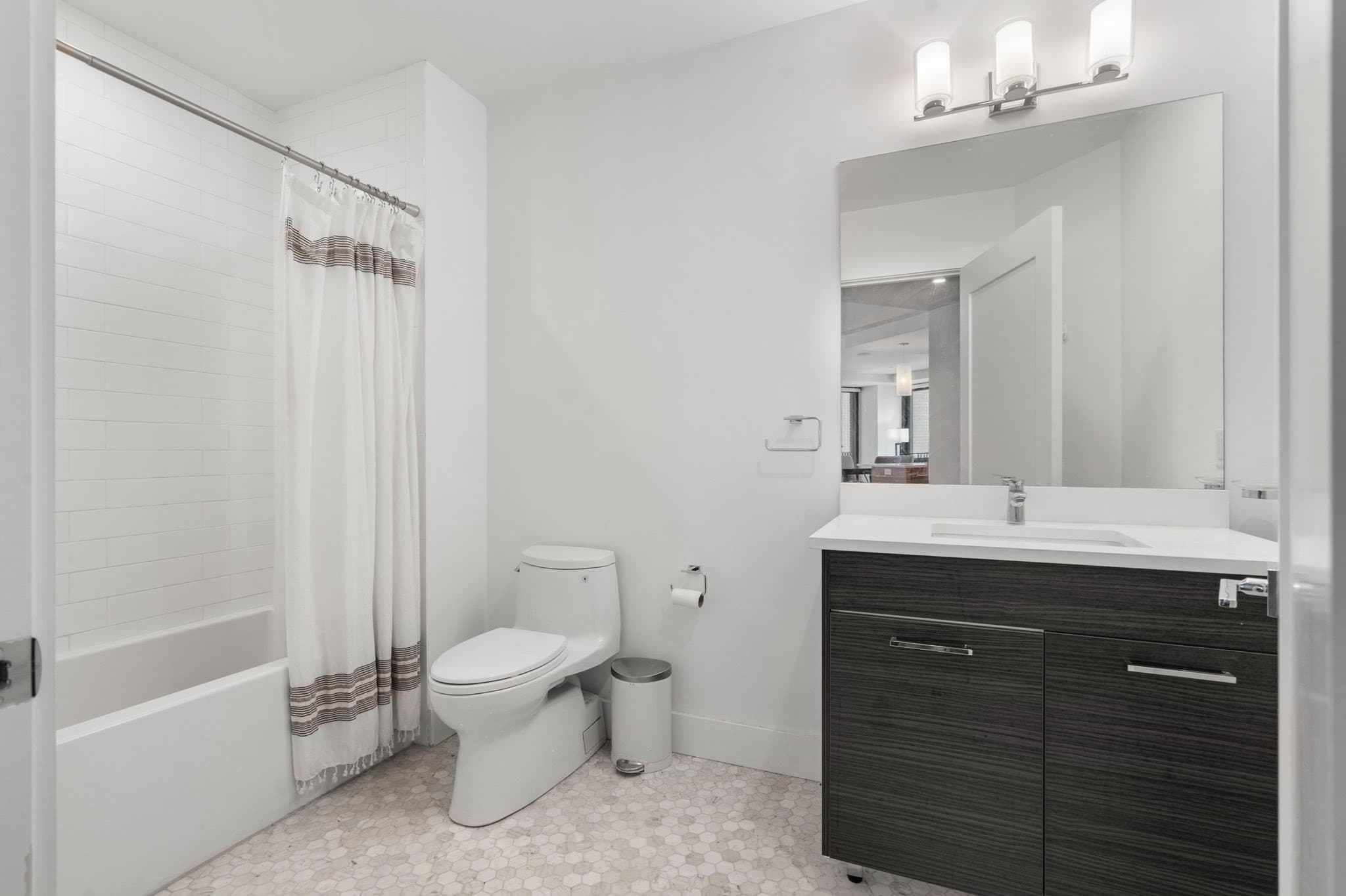 Condominium at 14 W Broadway # 601, Boston MA 02127, Boston, photo 15 of 17