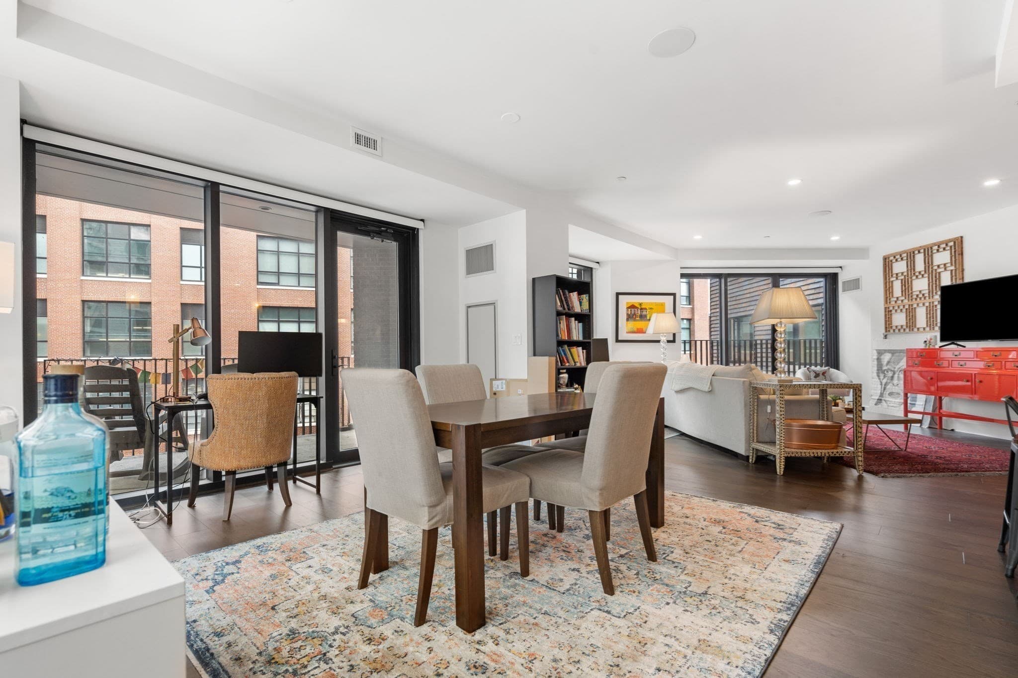 Condominium at 14 W Broadway # 601, Boston MA 02127, Boston, photo 8 of 17