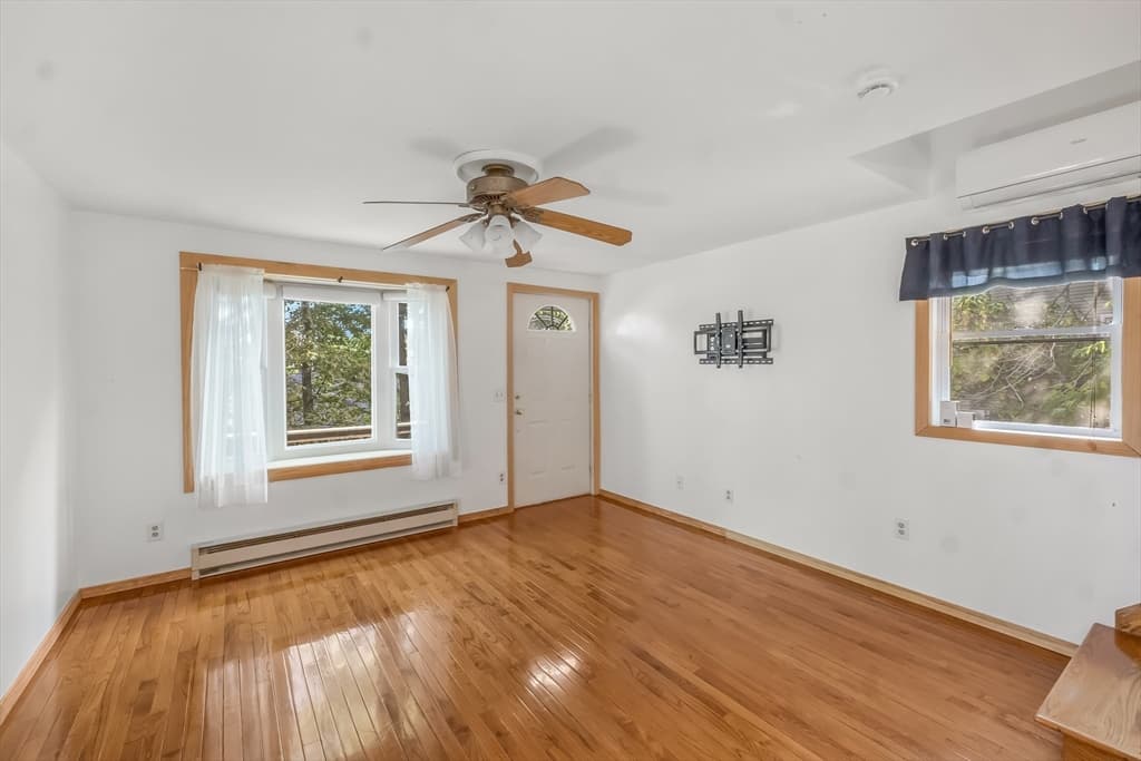 29-A Chilmark St, Worcester MA 01604 photo 2