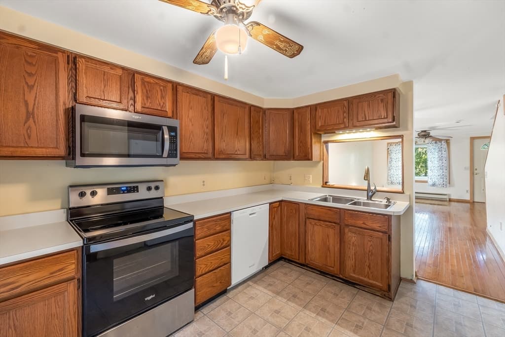 29-A Chilmark St, Worcester MA 01604 photo 6