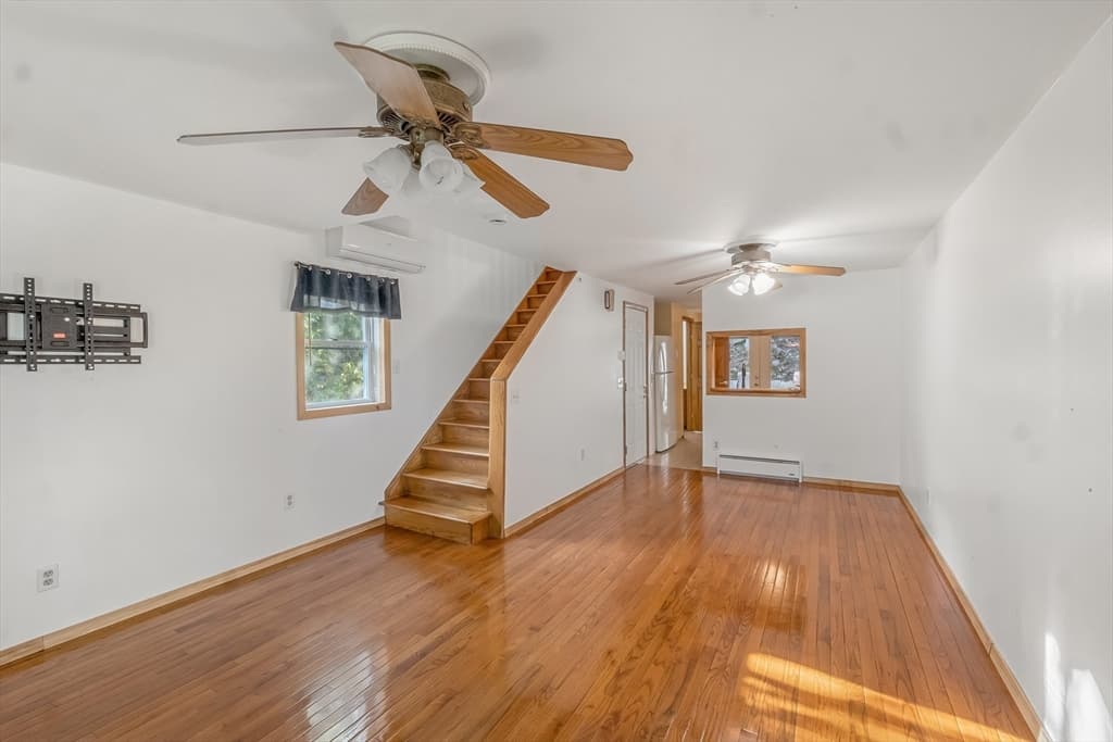 29-A Chilmark St, Worcester MA 01604