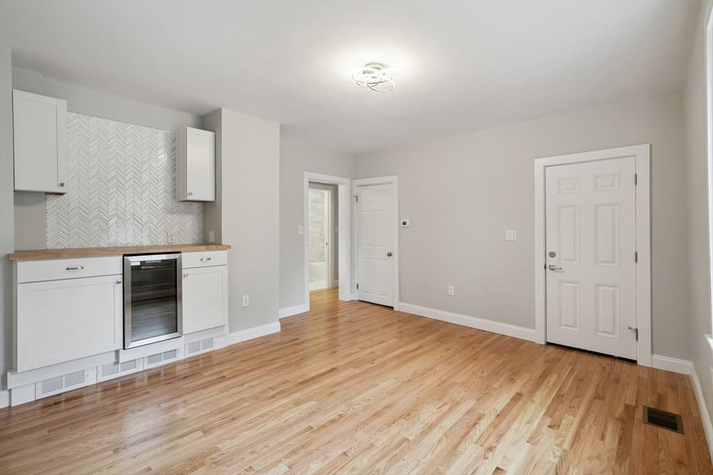 Condominium at 49 Jamaica St # 1, Boston MA 02130, photo 9 of 23