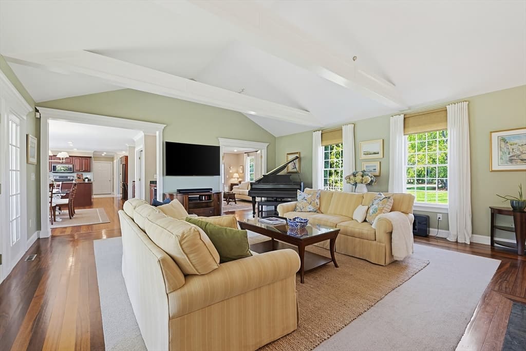 523 Old Westport Rd, Dartmouth MA 02747 photo 17