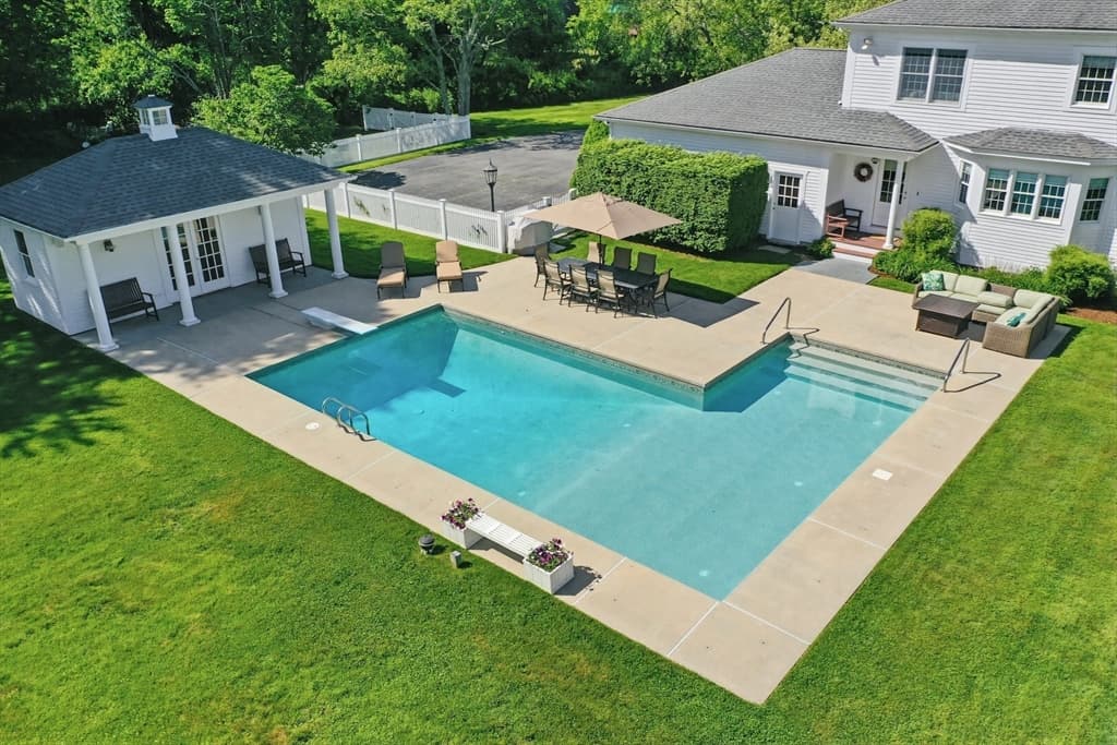 523 Old Westport Rd, Dartmouth MA 02747 photo 10