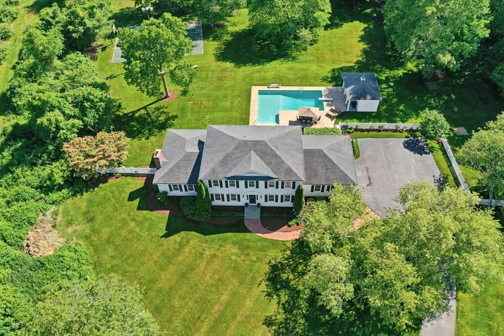523 Old Westport Rd, Dartmouth MA 02747 photo 4