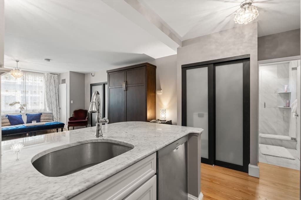 Condominium at 42 Eighth St. # 4106, Boston MA 02129, Boston, photo 10 of 20